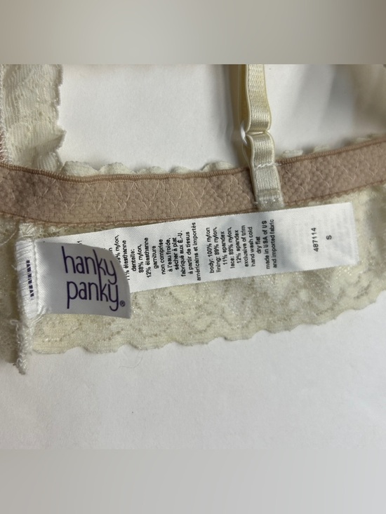 Hanky Panky Lace Triangle Bralette Bra in Cream Nude Tan Wireless - Picture 2 of 4